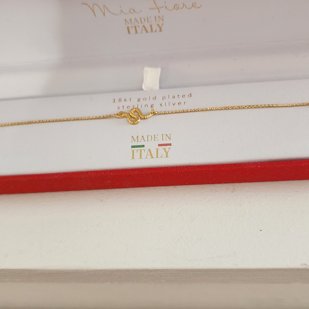 NEW in gift box Mia Fiore Made in Italy 18k gold plated sterling silver bracelet